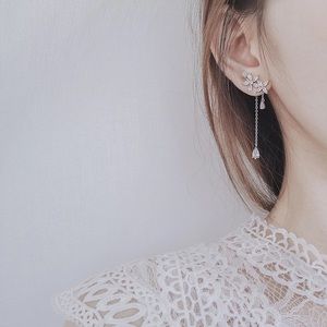 Elegant Flower Drop Earrings